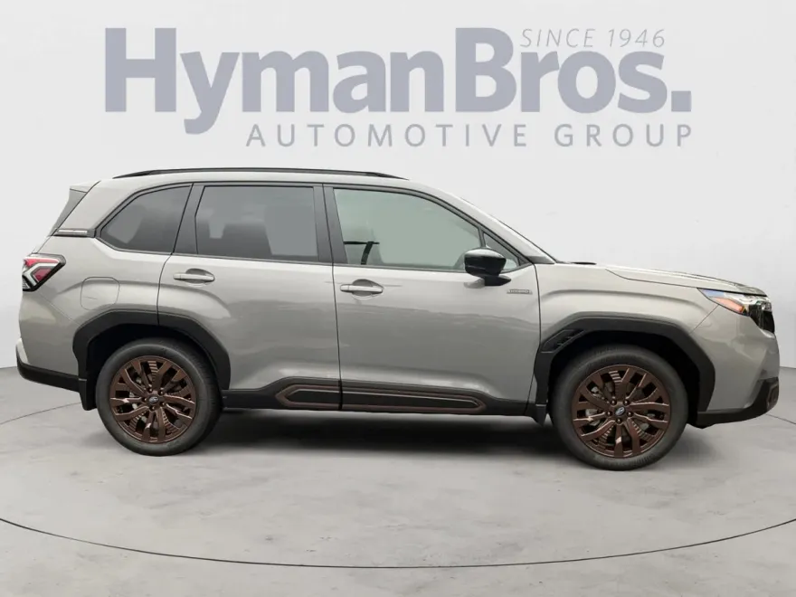 2025 Subaru Forester Sport photo 1