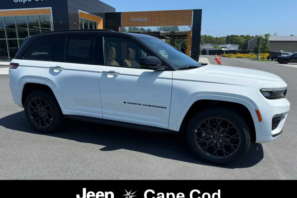 2025 Jeep Grand Cherokee Summit photo 1