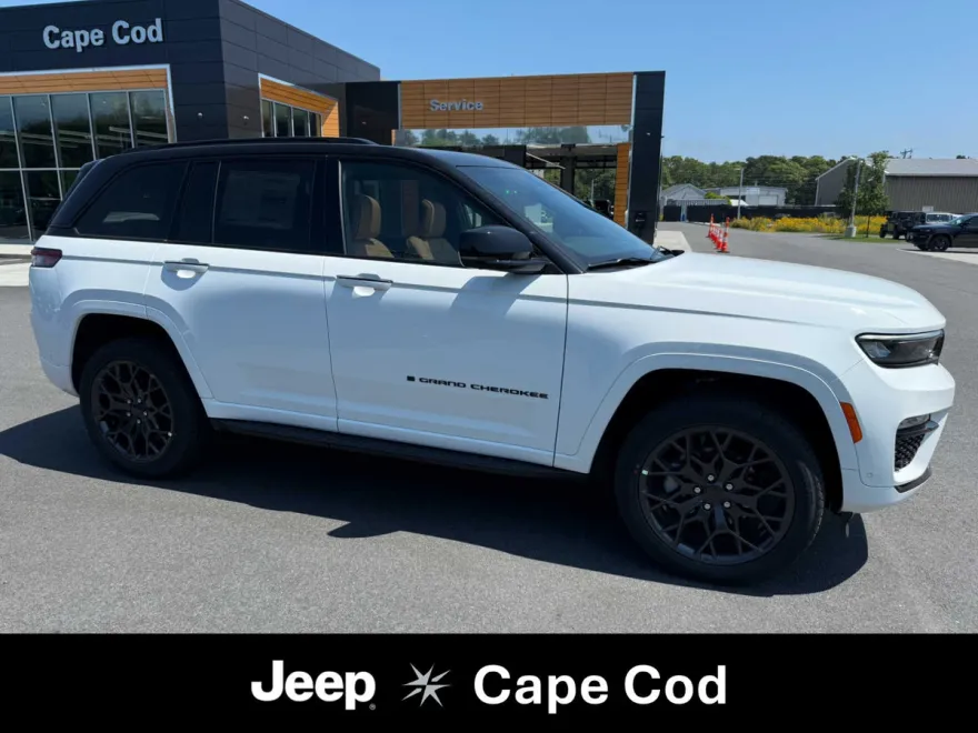 2025 Jeep Grand Cherokee Summit photo 1