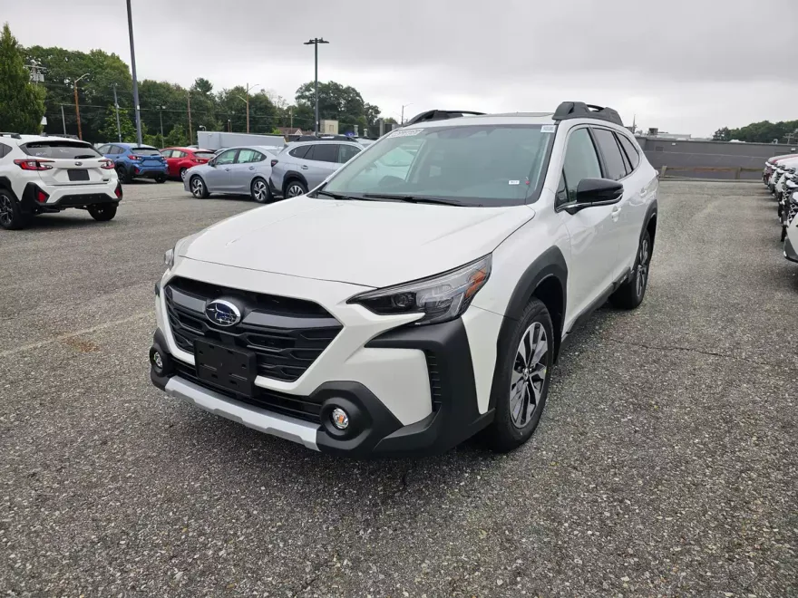 2025 Subaru Outback Limited XT photo 1