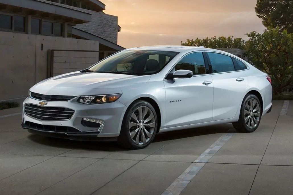 2018 Chevrolet Malibu 1LT photo 1