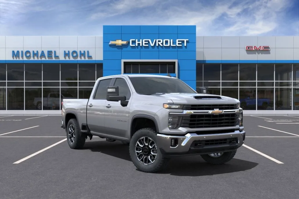 2025 Chevrolet Silverado 2500HD LT photo 1