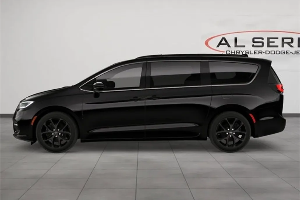 2026 Chrysler Pacifica Limited photo 1