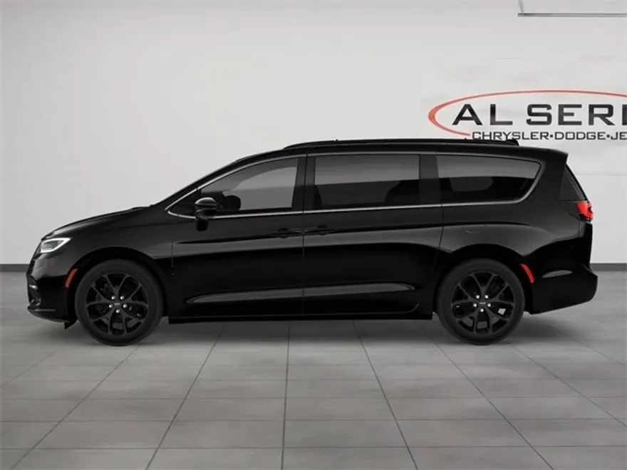 2026 Chrysler Pacifica Limited photo 1