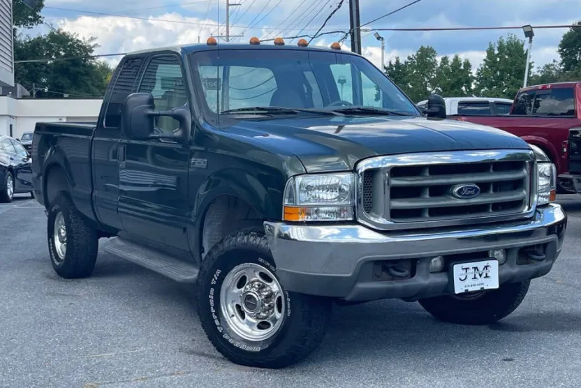 2001 Ford F-250 Lariat photo 1