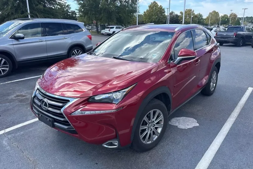 2015 Lexus NX 200t Luxury photo 1