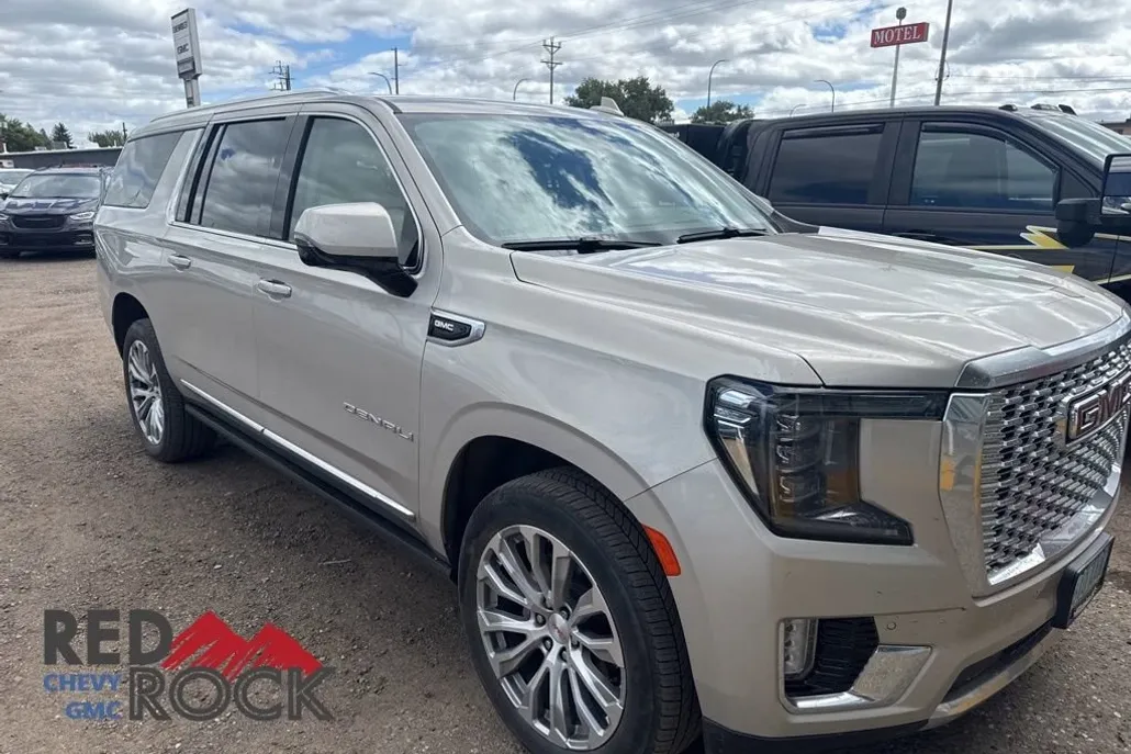 2022 Gmc Yukon XL Denali photo 1