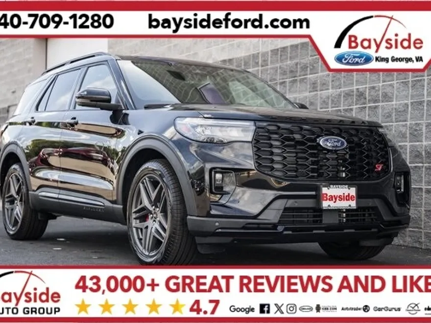 2025 Ford Explorer ST photo 1