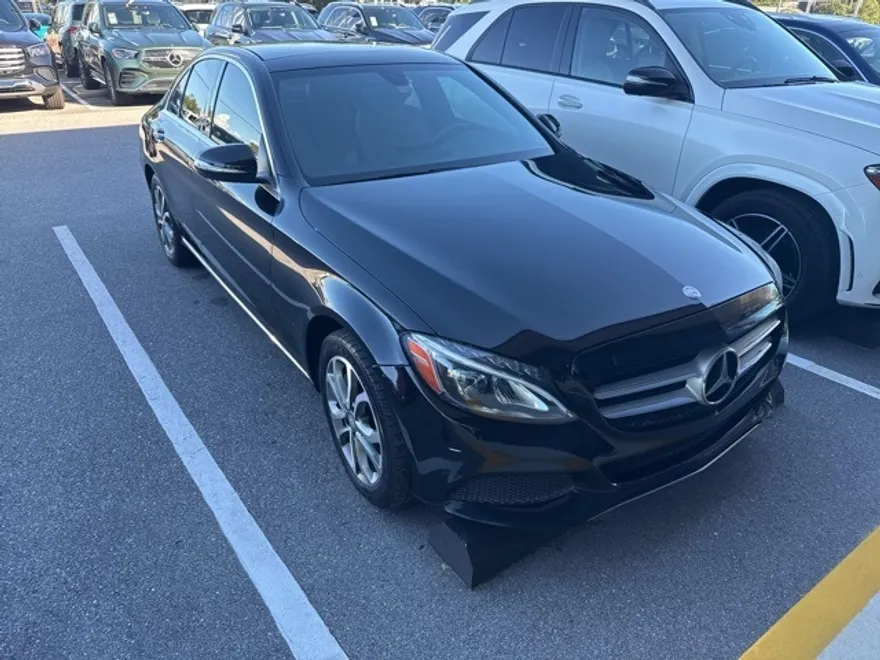2015 Mercedes Benz C 300 photo 1