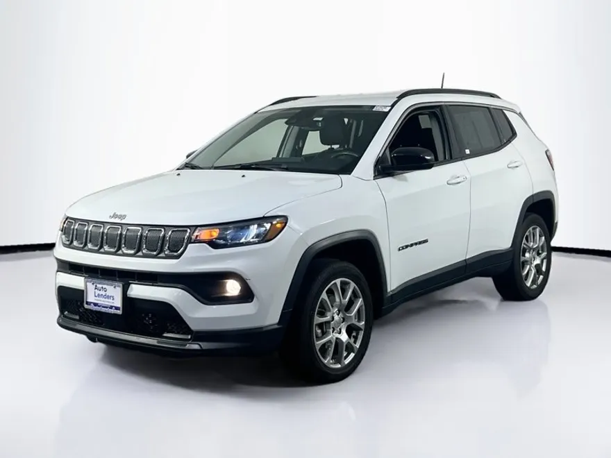 2022 Jeep Compass Latitude Lux photo 1