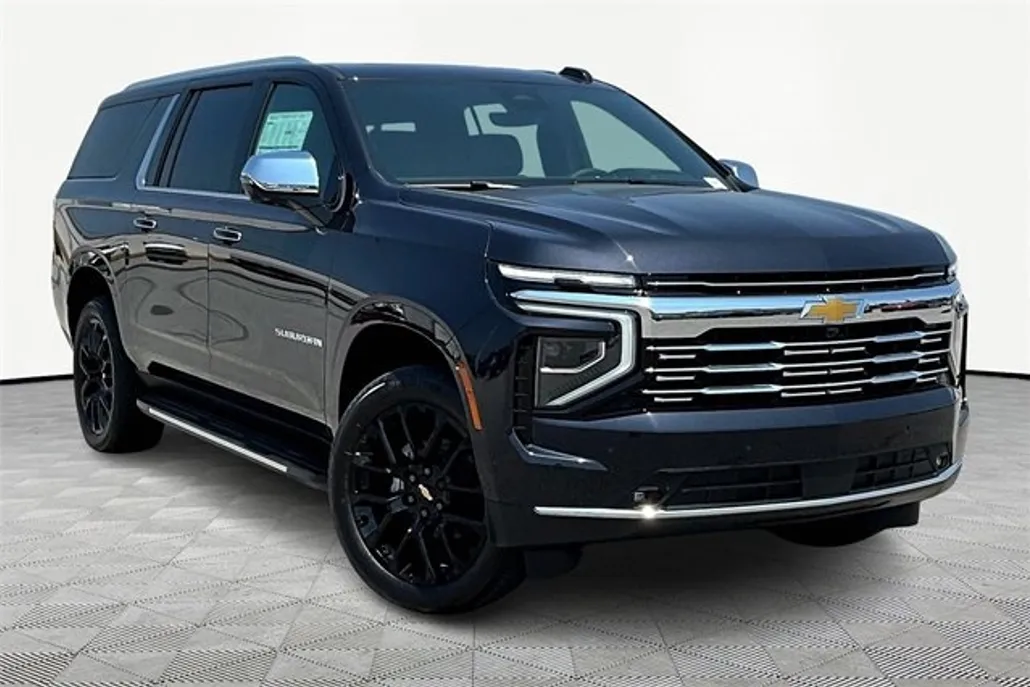 2025 Chevrolet Suburban Premier photo 1