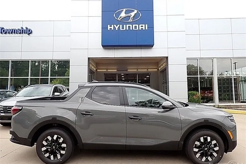 2026 Hyundai Santa Cruz SEL photo 1