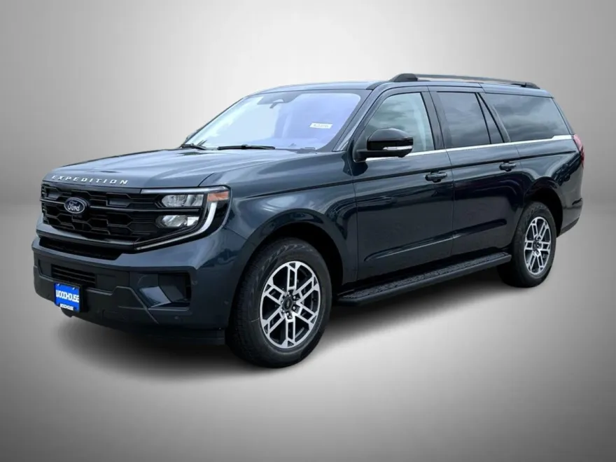 2025 Ford Expedition MAX photo 1