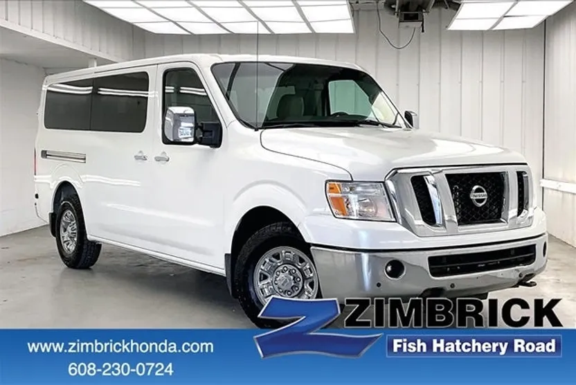 2016 Nissan NV3500 photo 1