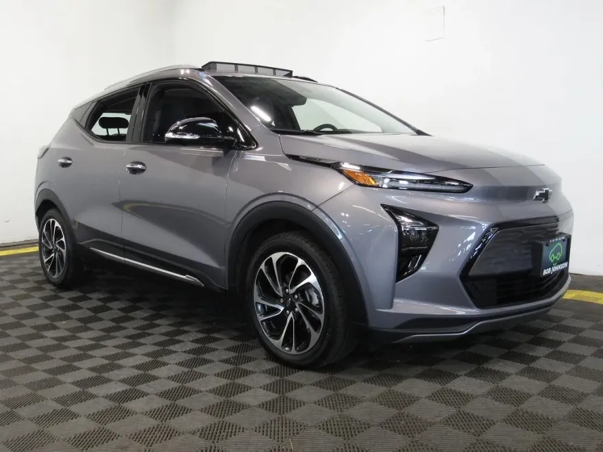 2023 Chevrolet Bolt EUV Premier photo 1