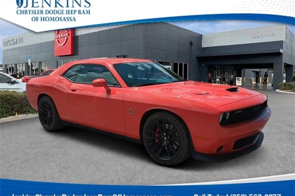 2021 Dodge Challenger R/T Scat Pack photo 1
