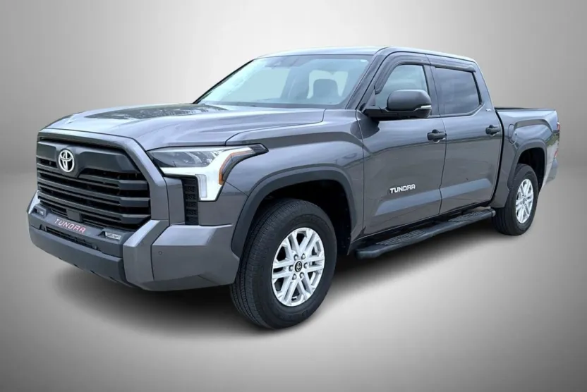 2022 Toyota Tundra SR5 photo 1