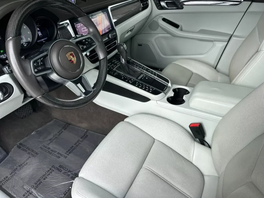 2020 Porsche Macan S photo 1