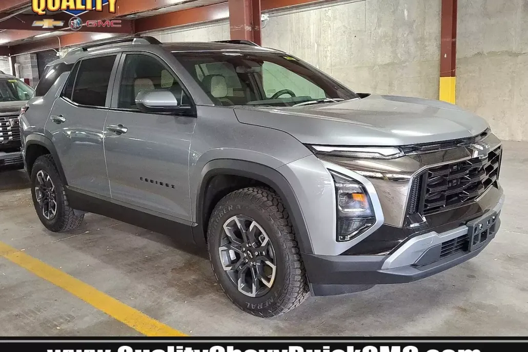2026 Chevrolet Equinox ACTIV photo 1
