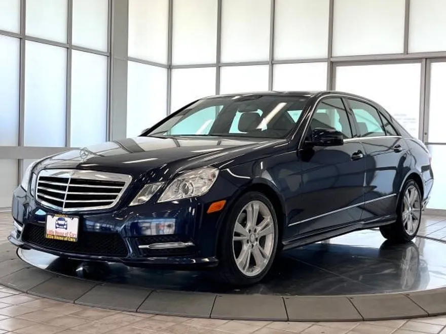 2013 Mercedes Benz E 350 Sport 4MATIC photo 1