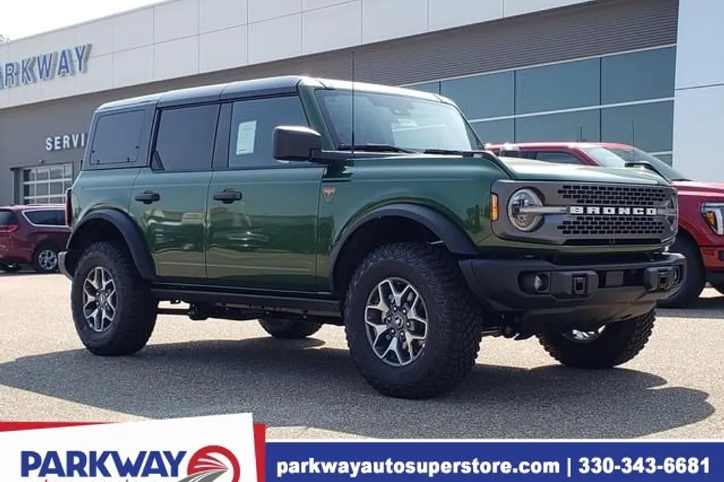 2025 Ford Bronco Badlands photo 1