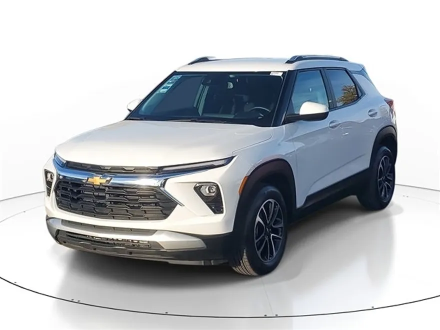 2025 Chevrolet Trailblazer LT photo 1