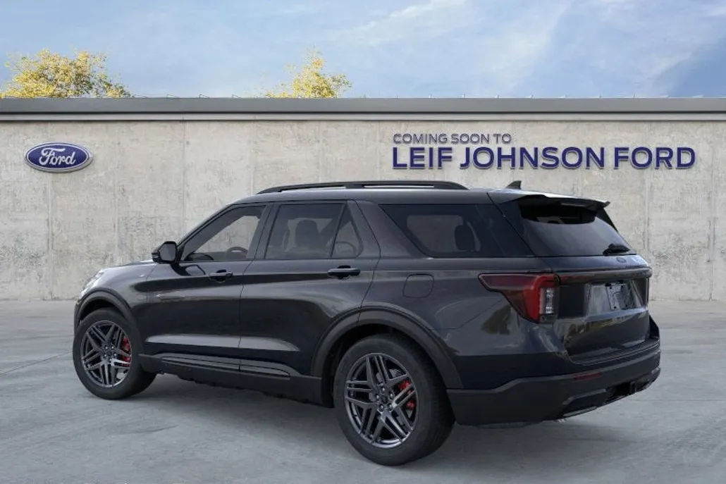 2025 Ford Explorer ST-Line photo 1
