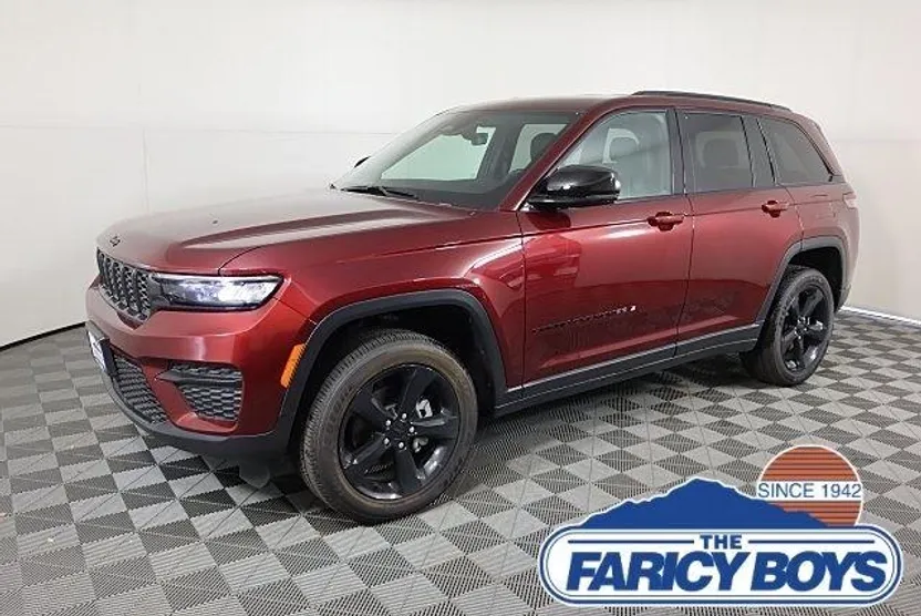 2025 Jeep Grand Cherokee Laredo Altitude photo 1