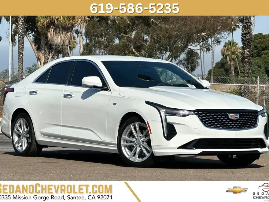 2024 Cadillac CT4 Luxury photo 1