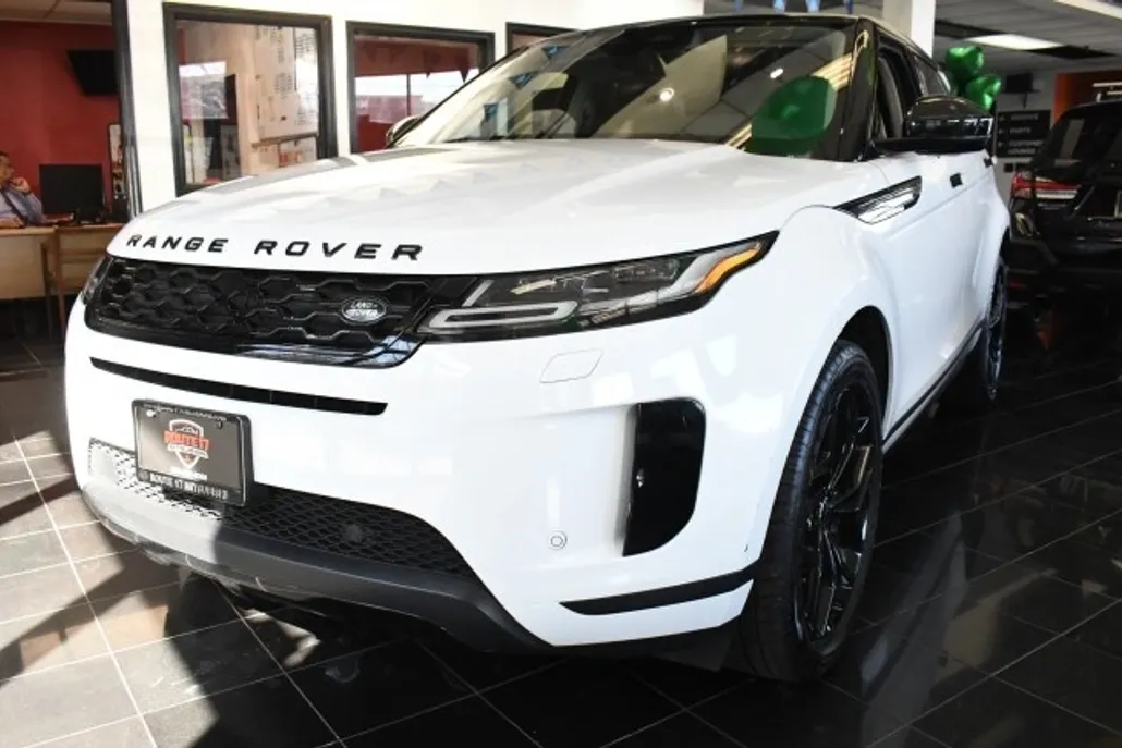 2022 Land Rover Range Rover Evoque SE photo 1