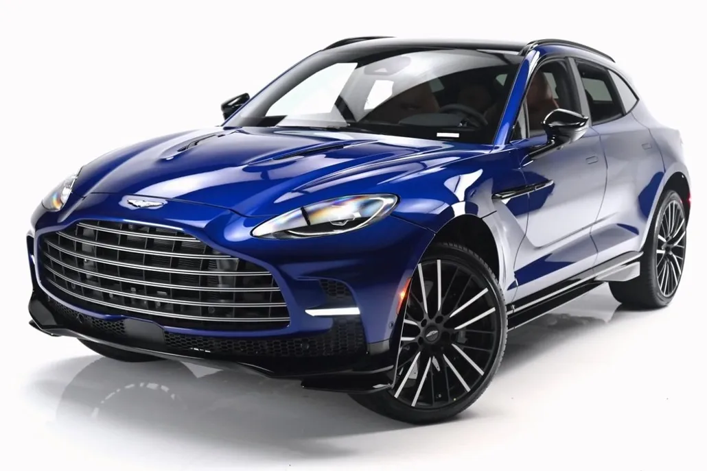 2025 Aston Martin DBX AM8 DBX707 photo 1