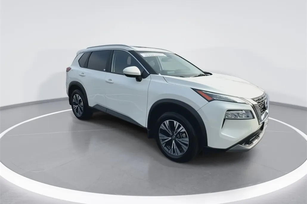 2023 Nissan Rogue SV photo 1