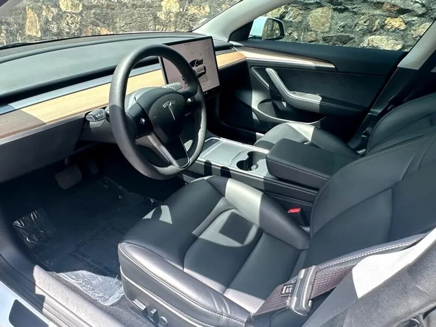 2023 Tesla Model 3 Long Range photo 13