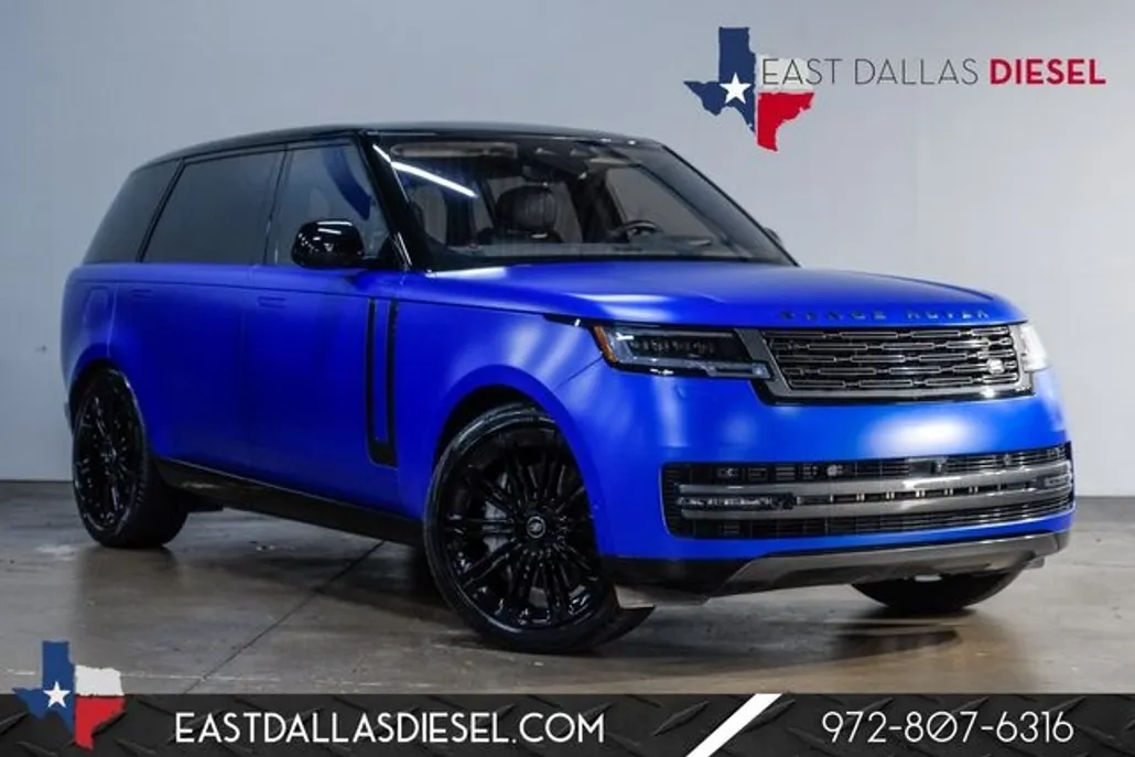 2023 Land Rover Range Rover SE photo 1