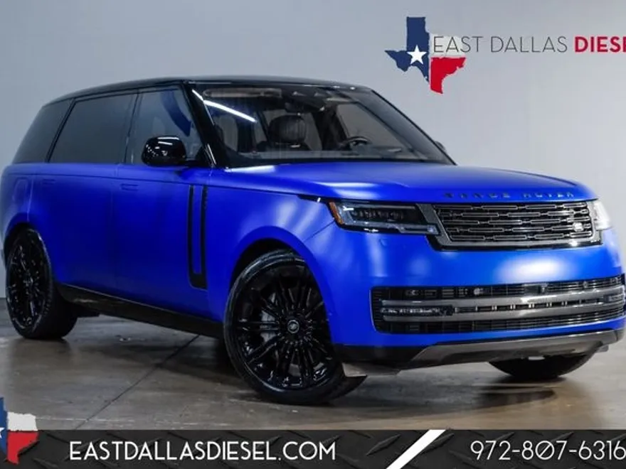 2023 Land Rover Range Rover SE photo 1