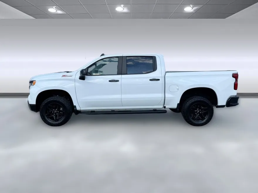 2023 Chevrolet Silverado 1500 LT Trail Boss photo 1
