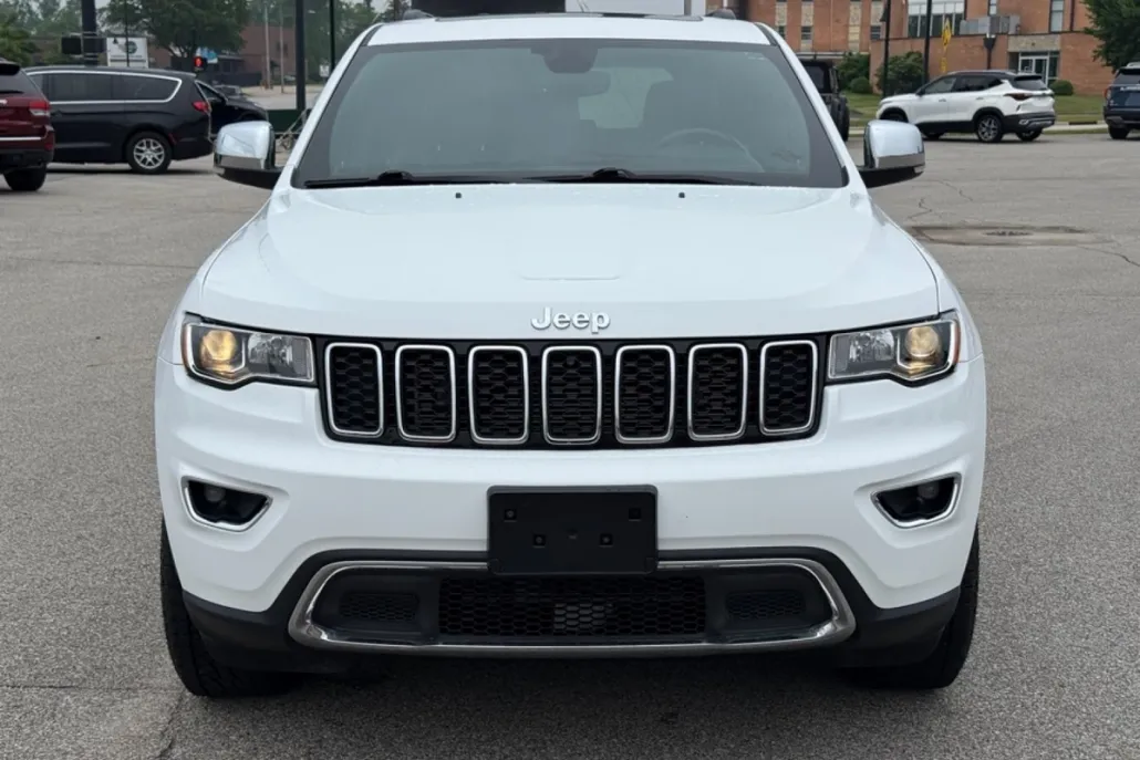 2022 Jeep Cherokee Limited photo 1