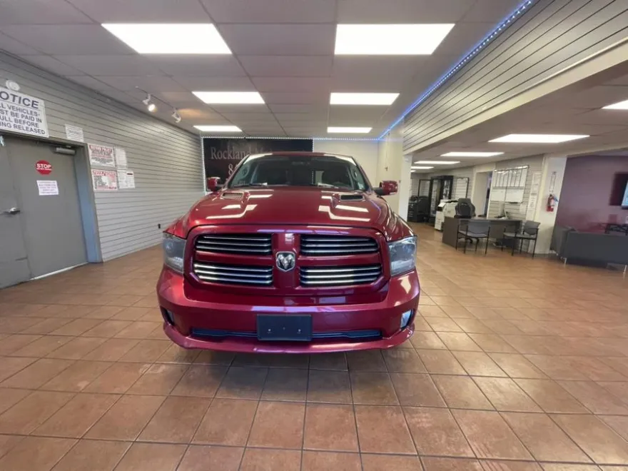 2015 Ram 1500 Sport photo 1