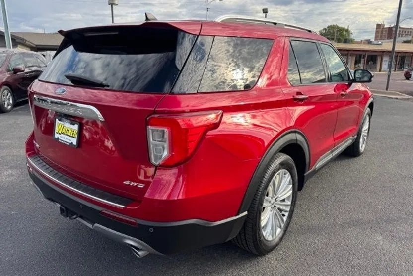 2021 Ford Explorer Limited photo 1