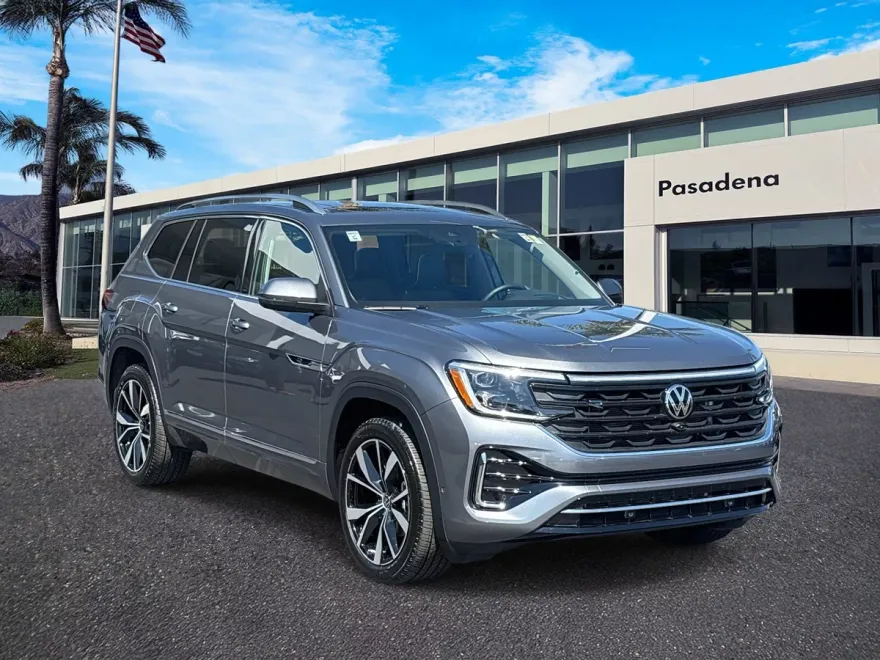 2025 Volkswagen Atlas SEL Premium R-Line photo 1
