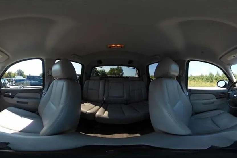 2013 Chevrolet Avalanche LT photo 1