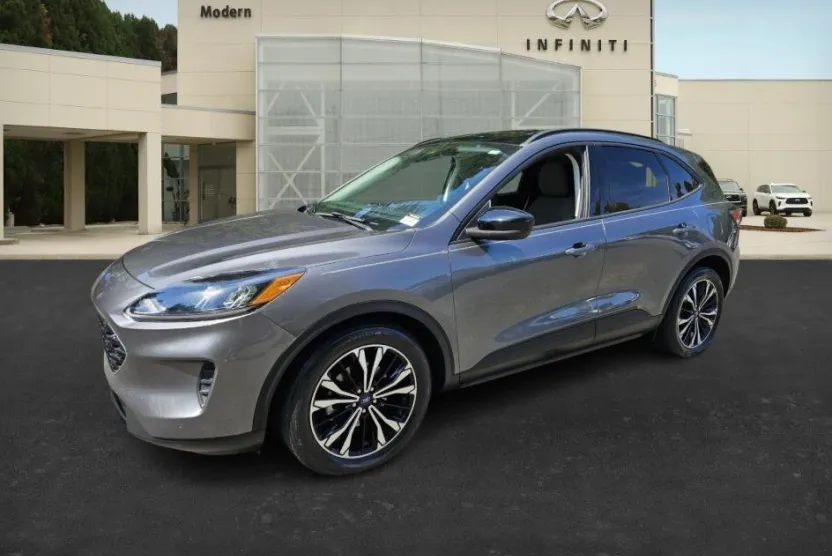 2021 Ford Escape SE photo 1