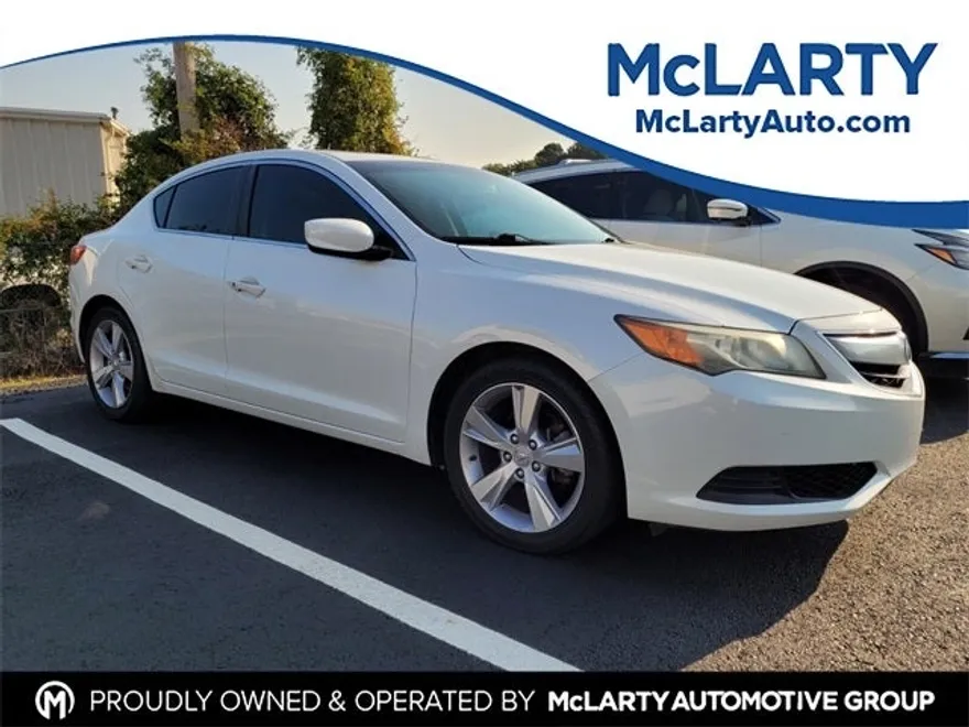 2015 Acura ILX 2.0L photo 1