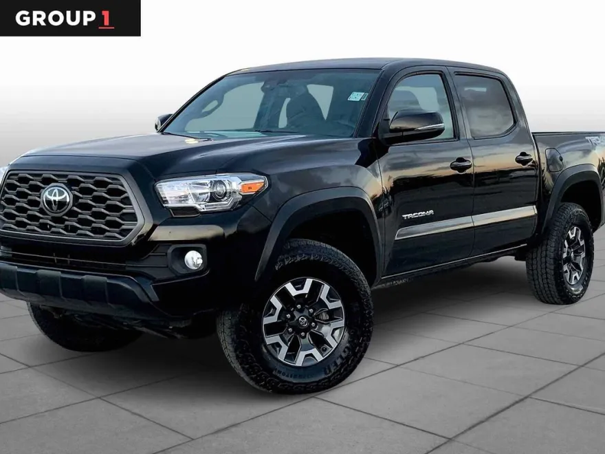 2023 Toyota Tacoma TRD photo 1