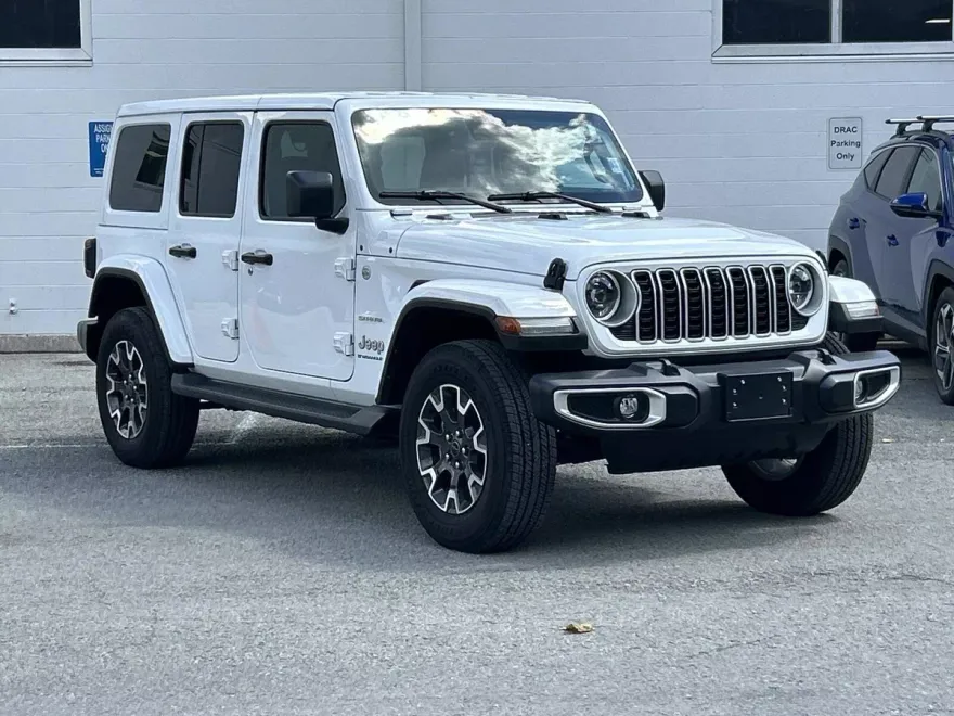 2024 Jeep Wrangler Sahara photo 1
