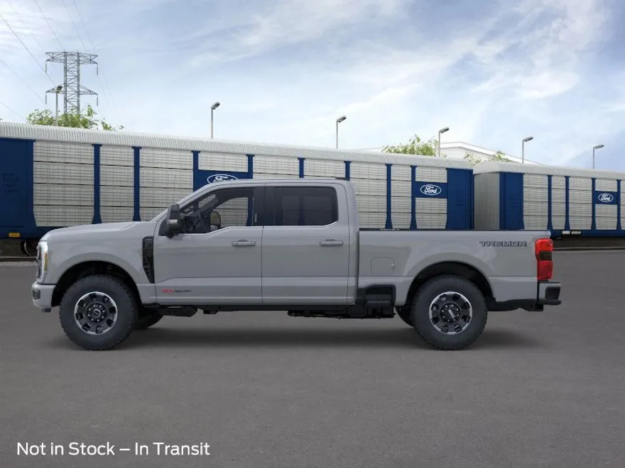 2026 Ford F-350 Lariat photo 1