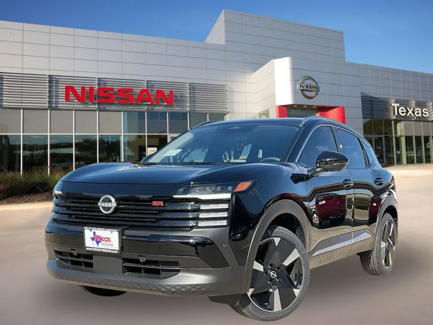 2025 Nissan Kicks SR photo 1