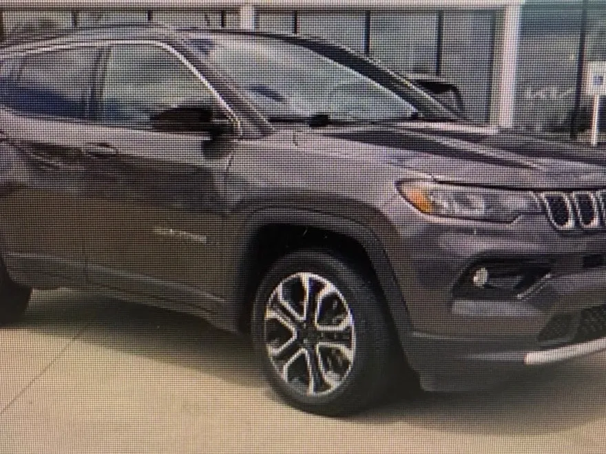 2024 Jeep Compass Limited photo 1