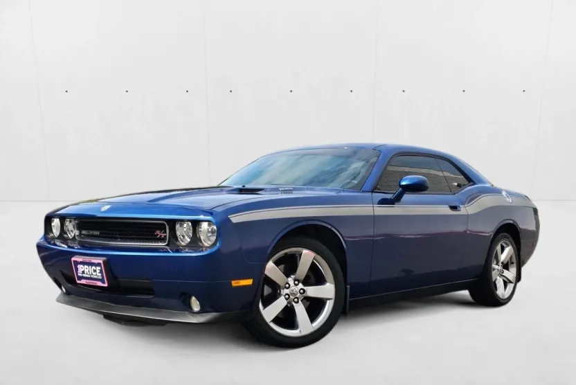 2010 Dodge Challenger R/T photo 1