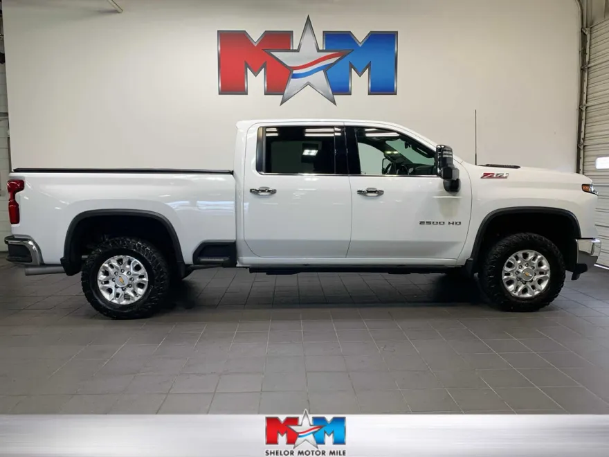 2024 Chevrolet Silverado 2500HD LTZ photo 1
